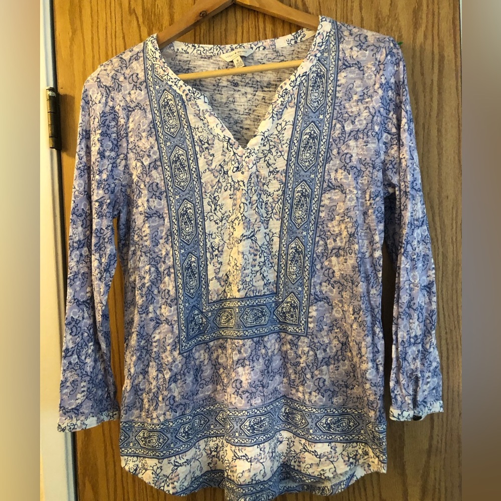 Lucky Brand Blue And White Floral Rounded Hem Peasant Top